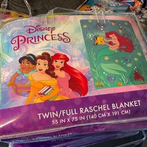Little mermaid blanket new